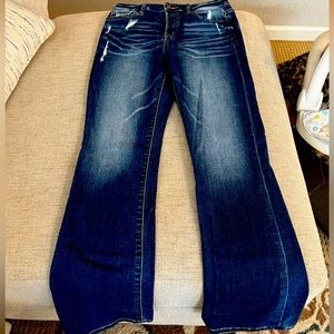 Women’s size 28 Miss Me denim.